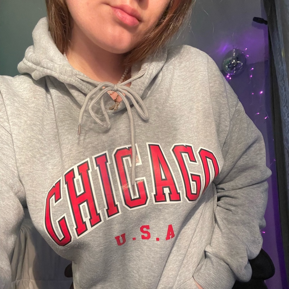 chicago hoodie grey
